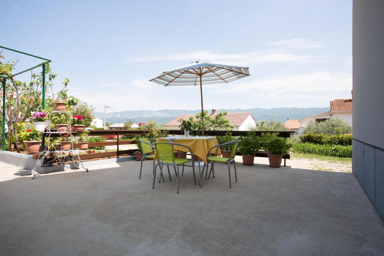 Appartment Rezika Šilo Exteriér fotografie