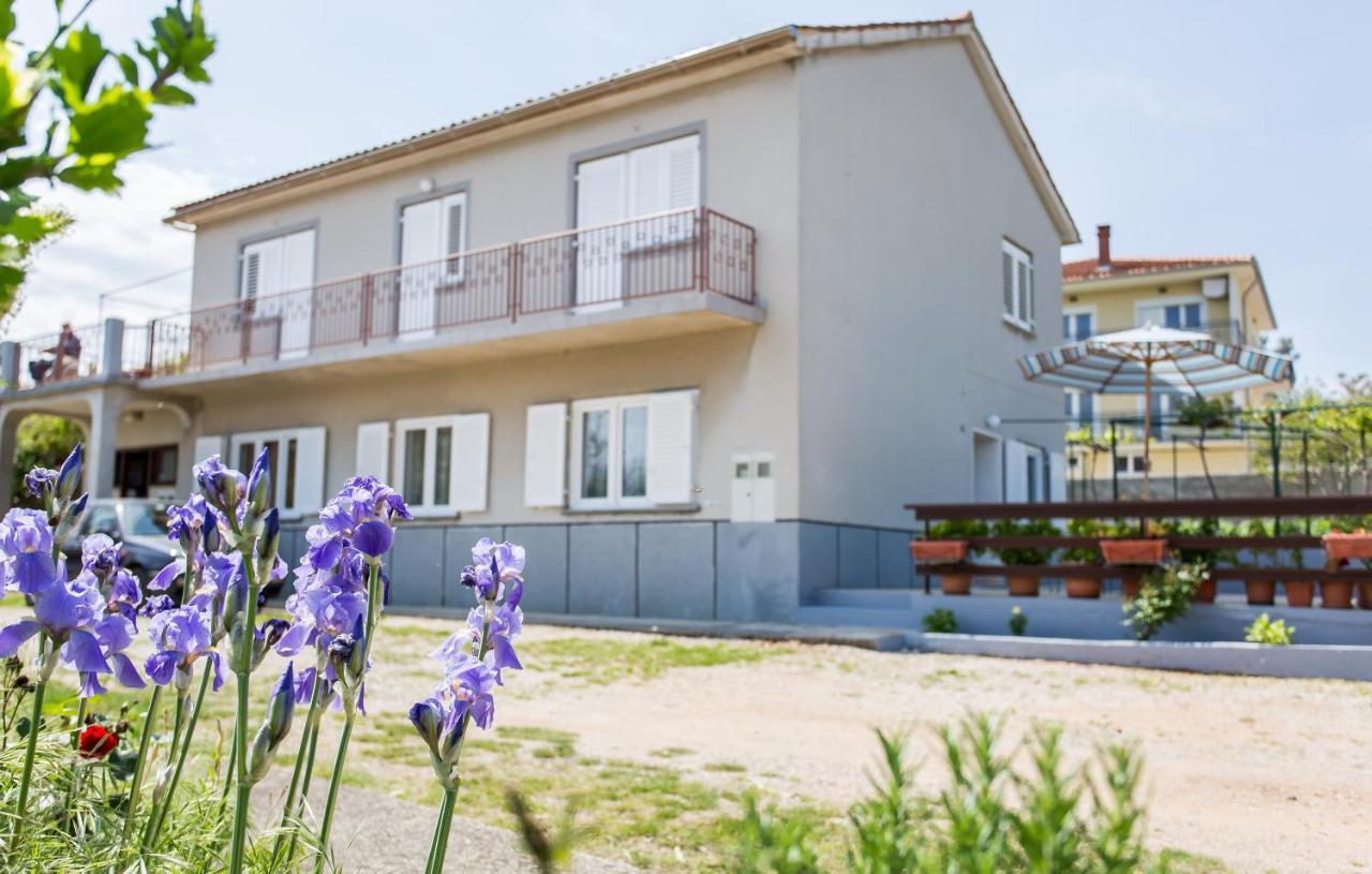 Appartment Rezika Šilo Exteriér fotografie