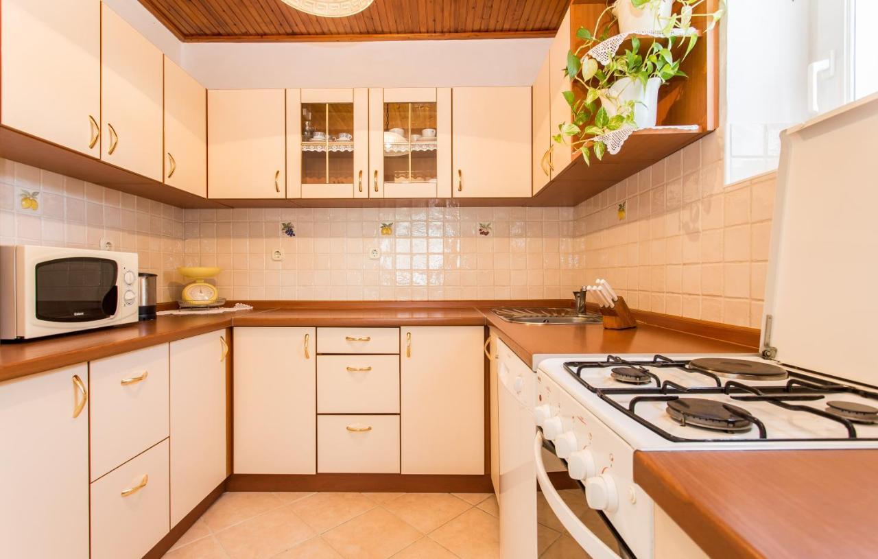 Appartment Rezika Šilo Exteriér fotografie